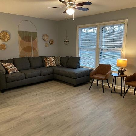 Remodeled Cottage With Sunroom Manchester Exterior foto